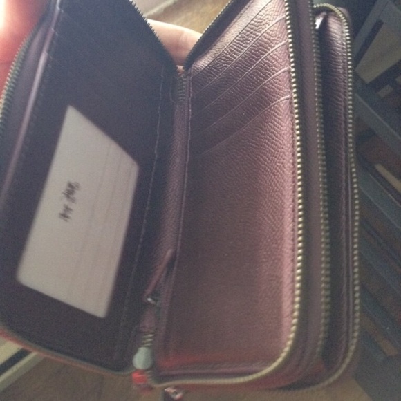 Authentic coach wallet - Picture 2 of 5